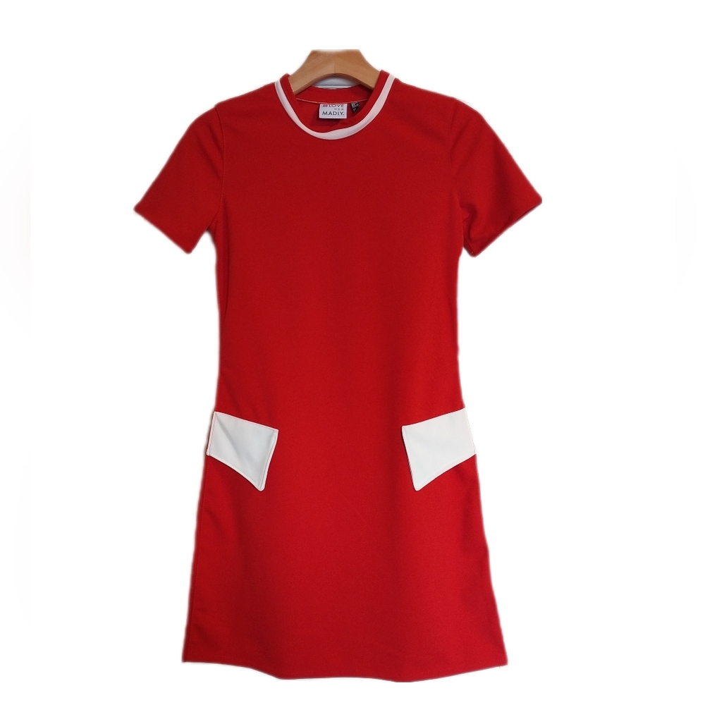 Love Her Madly "Molly" Red Short Sleeve Shift Dress with Faux Pockets